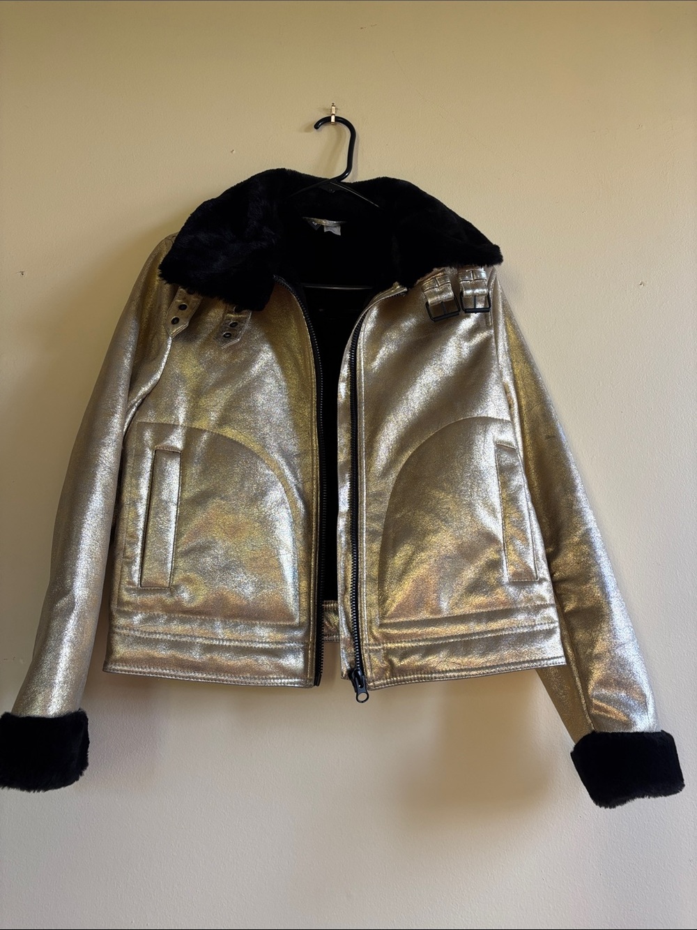 H&M (8) Distressed Gold Metallic Faux Leather & Black Fur Bomber Jacket